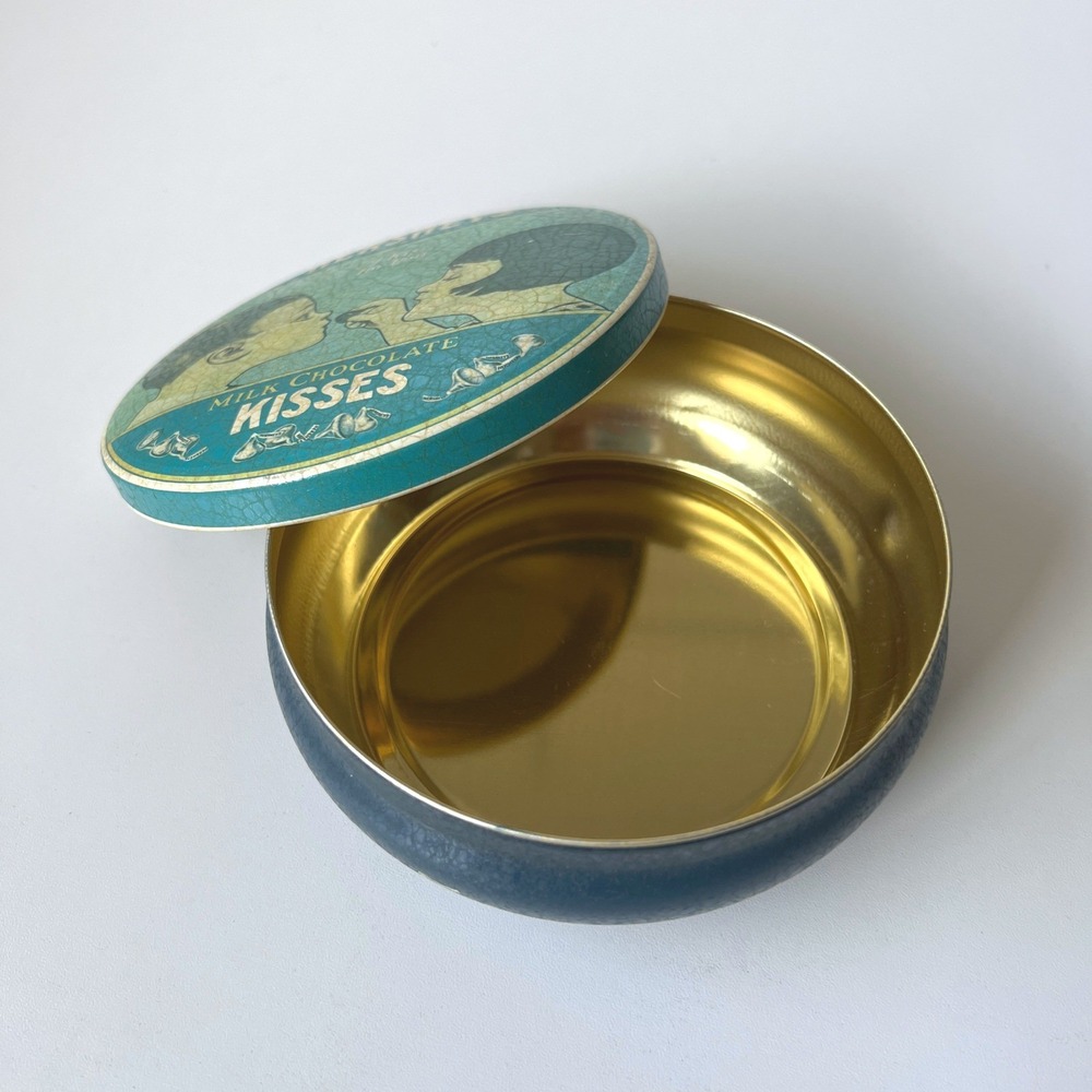 Vintage 1982 Hershey's Kisses Tin Round Candy Box Made in England - Picture 3 of 9